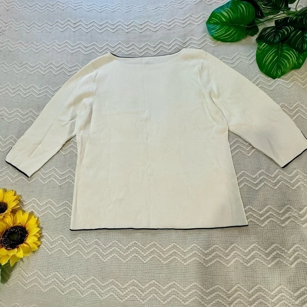 Vintage Women’s 3/4 Sleeve Sweater | Extra Large (J)